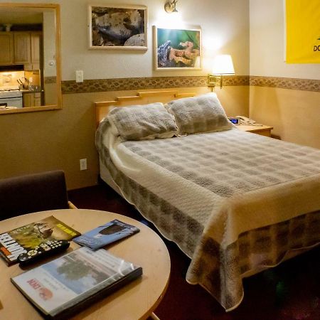 Elk Run Inn Крейг Екстериор снимка