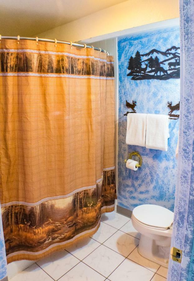 Elk Run Inn Крейг Екстериор снимка