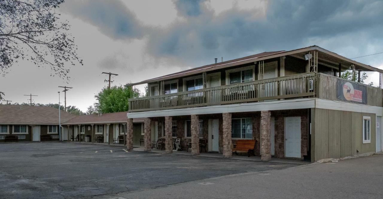 Elk Run Inn Крейг Екстериор снимка