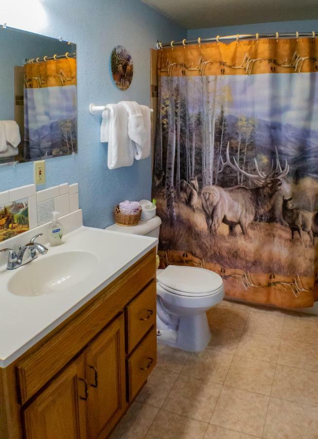 Elk Run Inn Крейг Екстериор снимка