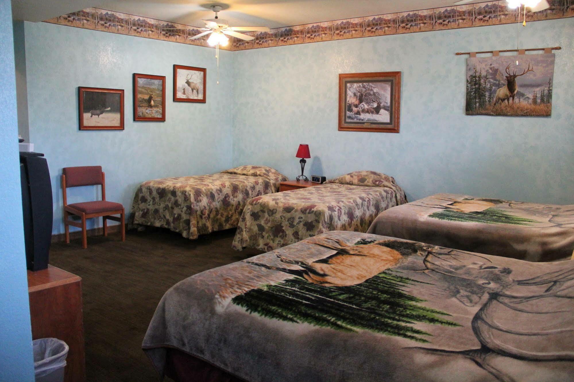 Elk Run Inn Крейг Екстериор снимка
